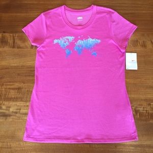 Nike FIT DRY T-Shirt (NWT)